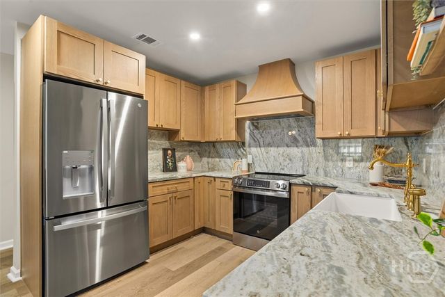 2221 Walz Drive, Savannah, GA 31404