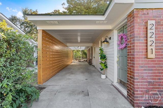 2221 Walz Drive, Savannah, GA 31404