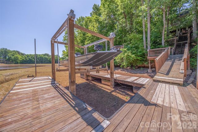 7754 Long Bay Parkway, Catawba, NC 28609