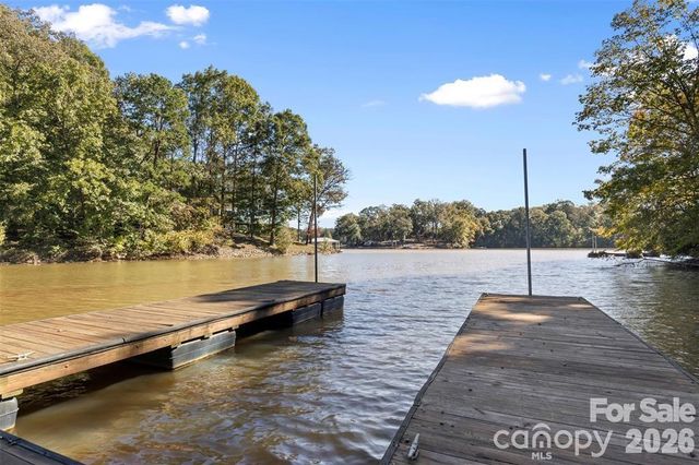 7754 Long Bay Parkway, Catawba, NC 28609
