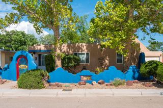 320 CHULA VISTA Place NE, Albuquerque, NM 87108