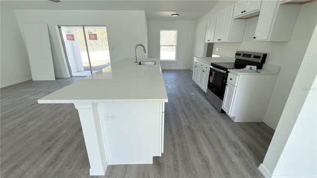 24810 SW WOODLAND AVENUE, Dunnellon, FL 34431