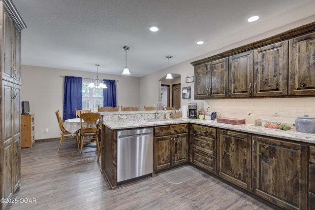 11905 Aspen Road, Joplin, MO 64804