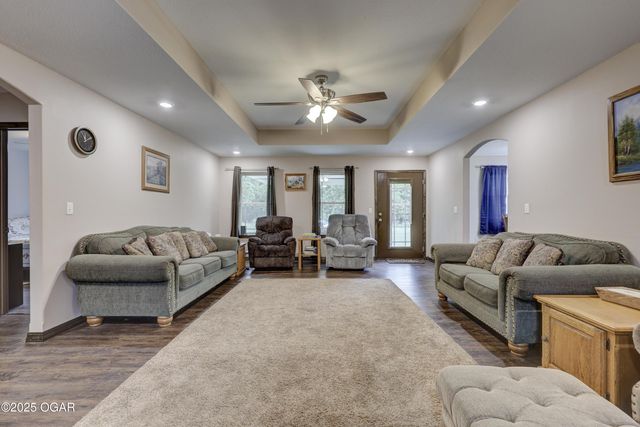 11905 Aspen Road, Joplin, MO 64804