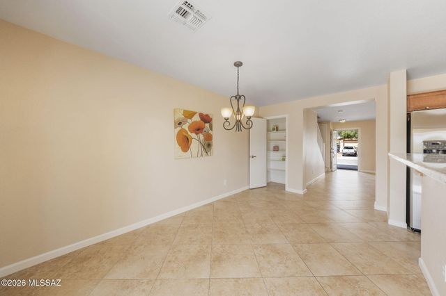 4266 E Wading Pond Drive, Tucson, AZ 85712