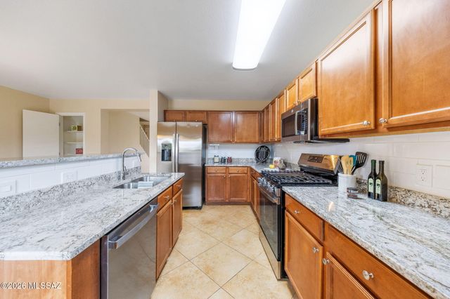 4266 E Wading Pond Drive, Tucson, AZ 85712