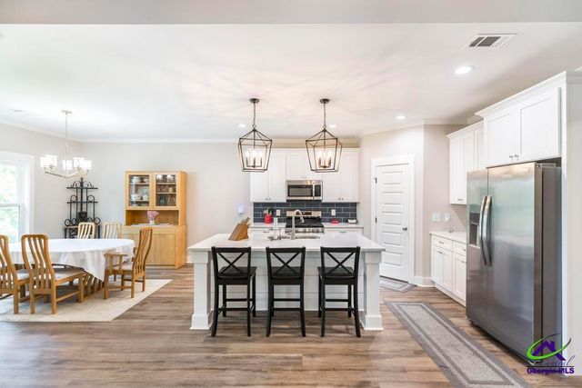 266 Lakeview Drive, Macon, GA 31211
