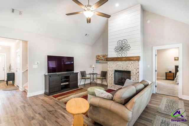 266 Lakeview Drive, Macon, GA 31211