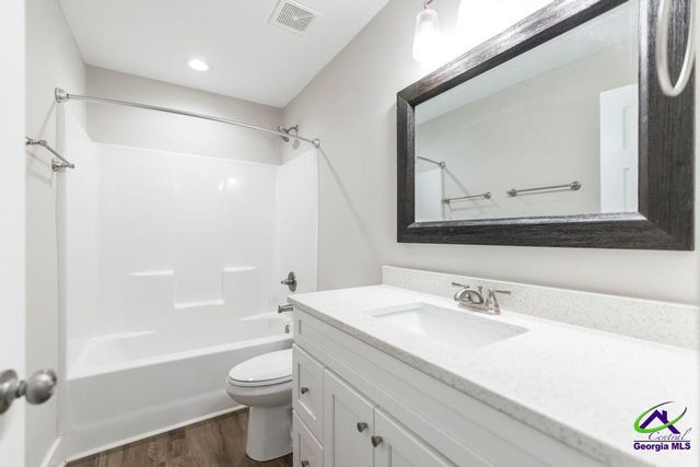 266 Lakeview Drive, Macon, GA 31211