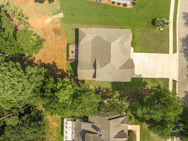 266 Lakeview Drive, Macon, GA 31211