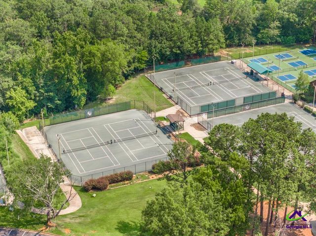 266 Lakeview Drive, Macon, GA 31211