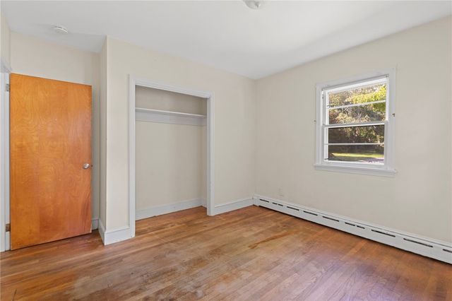 16 Garden Street, Portsmouth, RI 02871