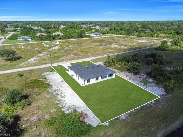 312 PEMBROKE STREET, Lehigh Acres, FL 33974