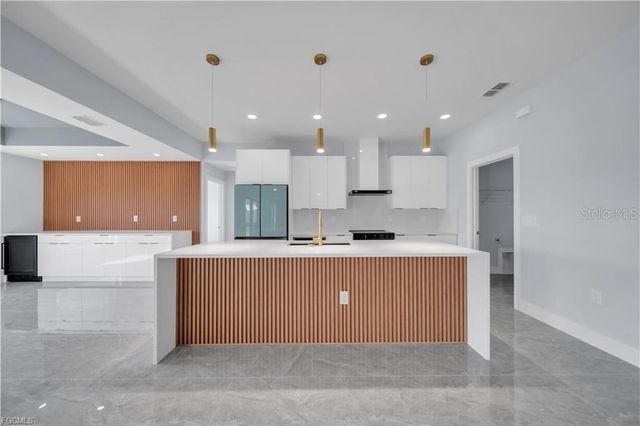 312 PEMBROKE STREET, Lehigh Acres, FL 33974