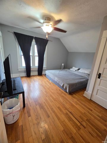 254 Center Street, Auburn, IN 46706