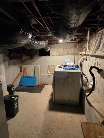 254 Center Street, Auburn, IN 46706