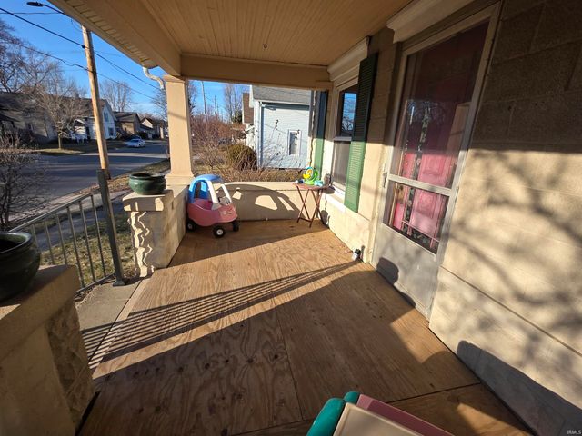 254 Center Street, Auburn, IN 46706