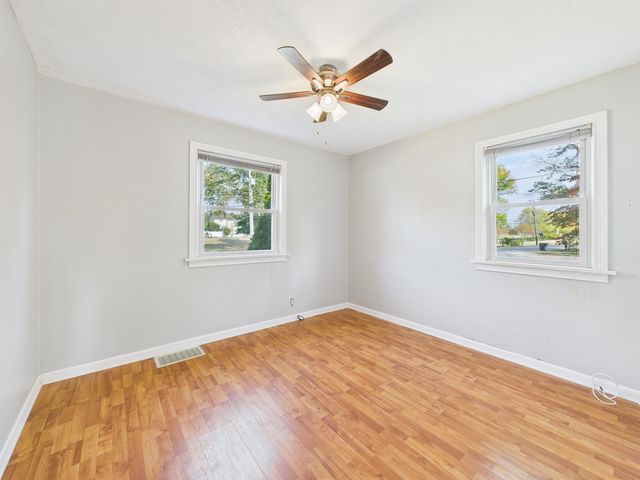 5248 Lake Avenue, Fort Wayne, IN 46815