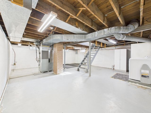 5248 Lake Avenue, Fort Wayne, IN 46815