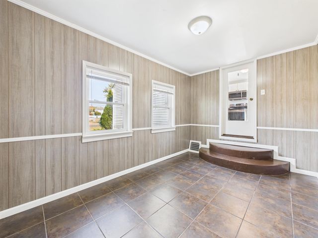 5248 Lake Avenue, Fort Wayne, IN 46815