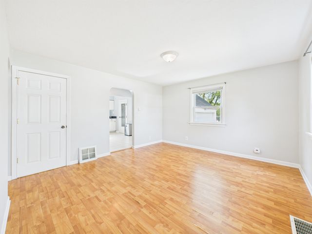 5248 Lake Avenue, Fort Wayne, IN 46815