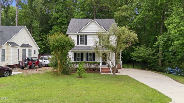 245 Walnut Creek Drive, Clayton, NC 27520
