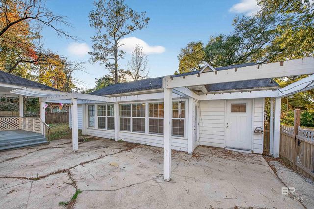 14213 River Oaks Drive, Foley, AL 36535