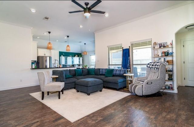 114 Cinnamon Ln Lane, Lake Jackson, TX 77566