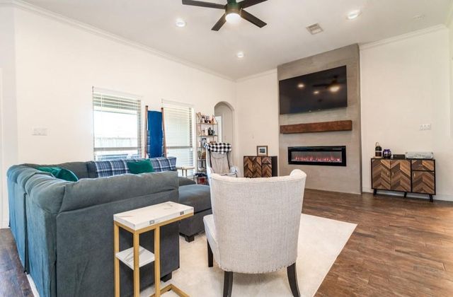 114 Cinnamon Ln Lane, Lake Jackson, TX 77566
