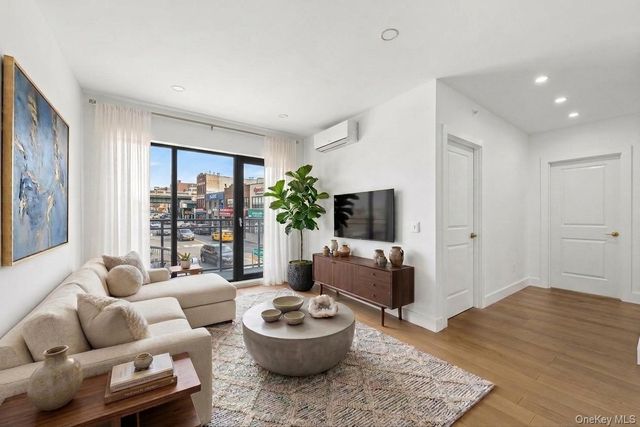 6296 Woodhaven Boulevard 6I, Rego Park, NY 11374