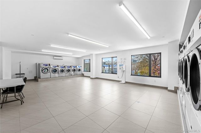 6296 Woodhaven Boulevard 6I, Rego Park, NY 11374