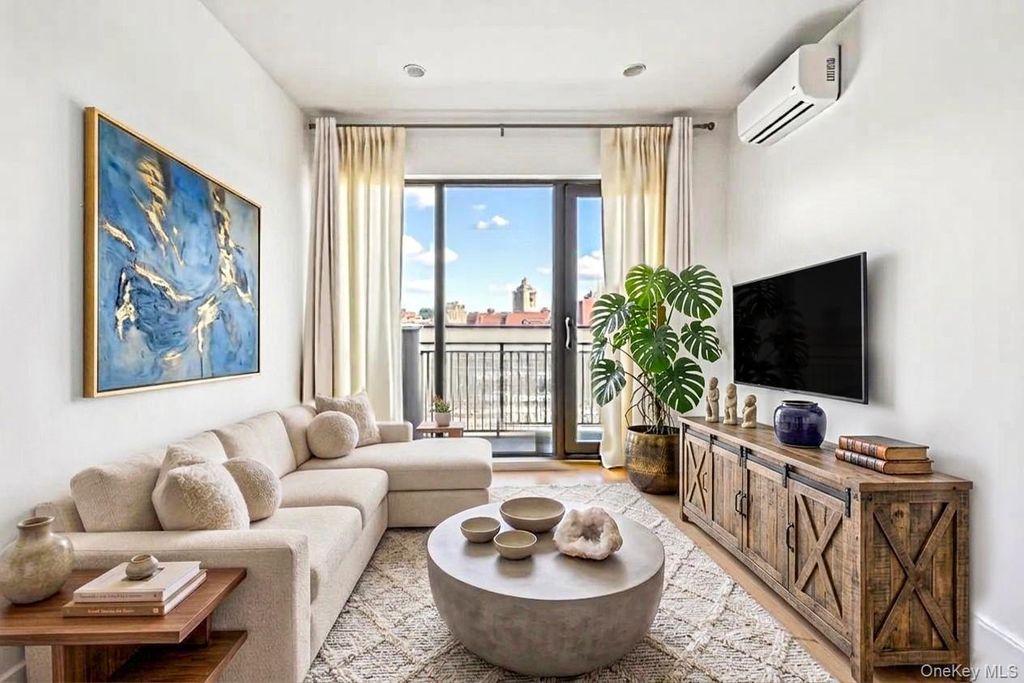 6296 Woodhaven Boulevard 6I, Rego Park, NY 11374