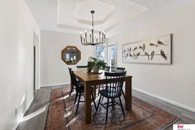 1609 Madison Circle, Papillion, NE 68046