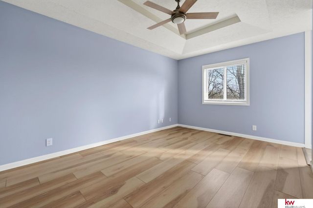 1609 Madison Circle, Papillion, NE 68046