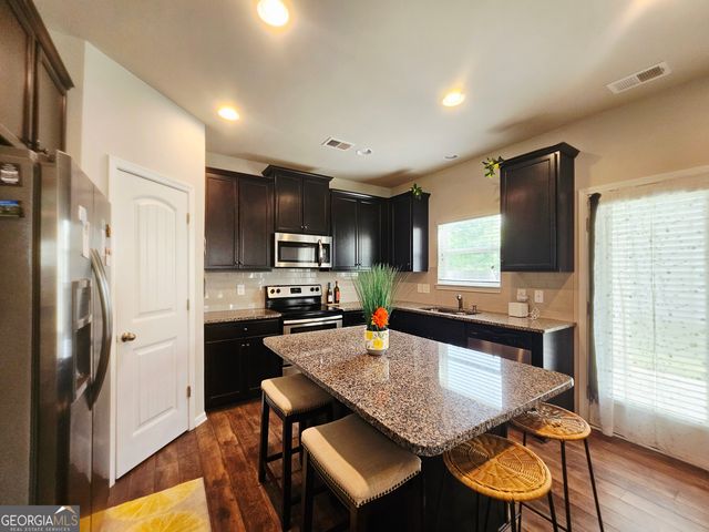117 Thomaston Street, Newnan, GA 30263