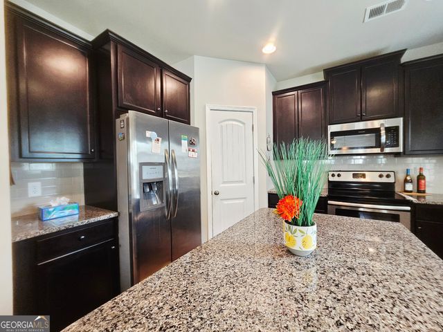 117 Thomaston Street, Newnan, GA 30263