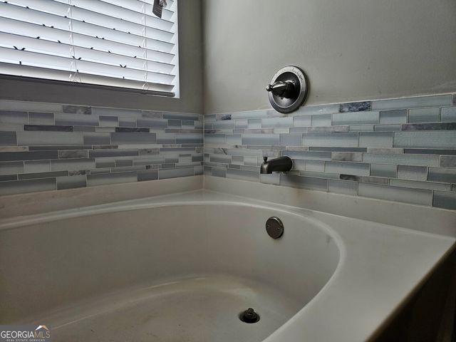 117 Thomaston Street, Newnan, GA 30263
