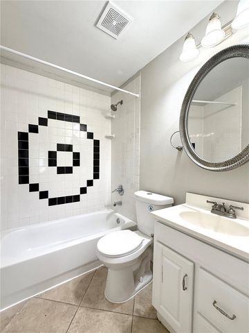 5530 CRISSMAN DRIVE N, St Petersburg, FL 33714