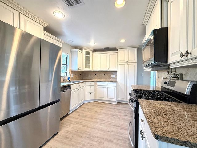 5530 CRISSMAN DRIVE N, St Petersburg, FL 33714