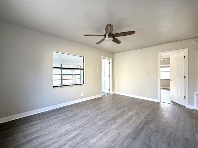 5530 CRISSMAN DRIVE N, St Petersburg, FL 33714