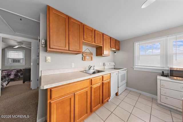 26 W Oceanview Drive, Long Beach Twp, NJ 08008