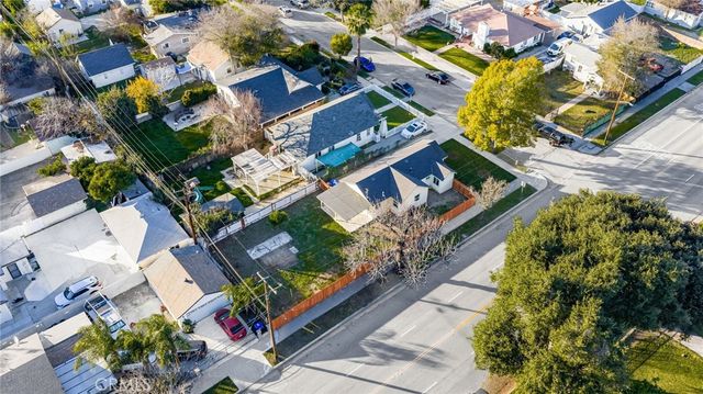 207 W 17th, San Bernardino, CA 92405