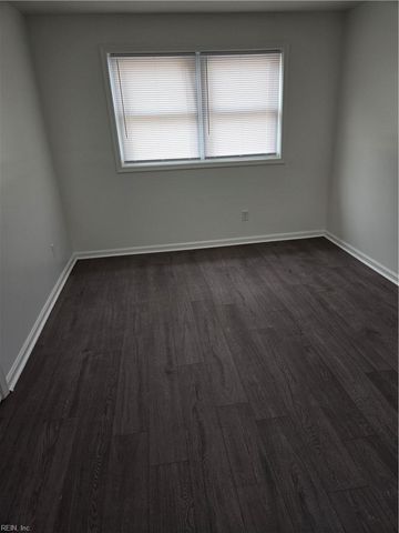 1575 Aspin St Apt 2, Norfolk, VA 23502