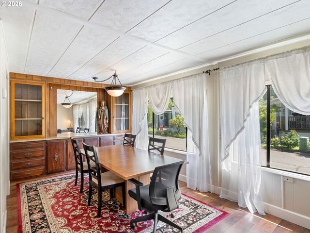 11450 Sw ROYAL VILLA Dr, Portland, OR 97224