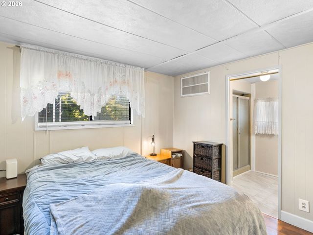 11450 Sw ROYAL VILLA Dr, Portland, OR 97224