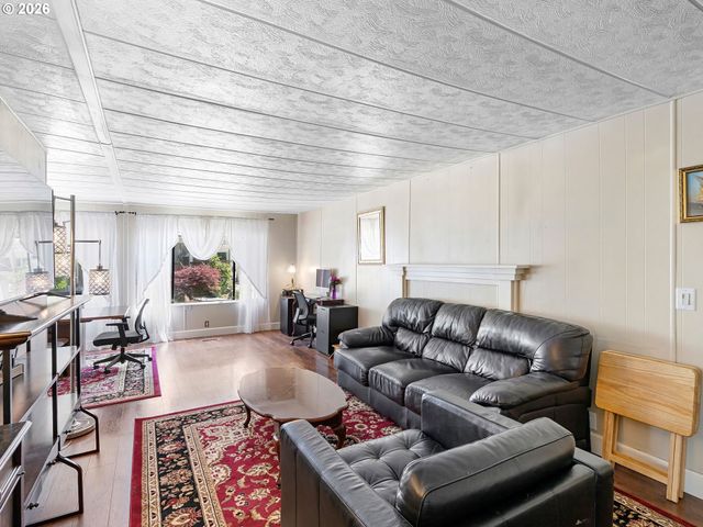 11450 Sw ROYAL VILLA Dr, Portland, OR 97224