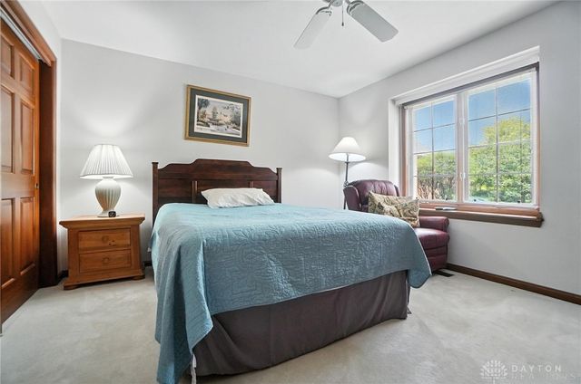 2308 Vienna Parkway, Miami Twp, OH 45459