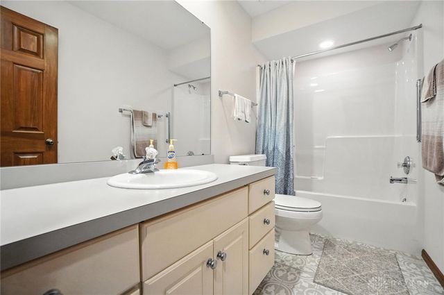 2308 Vienna Parkway, Miami Twp, OH 45459