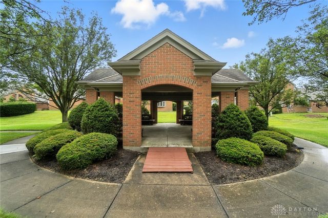 2308 Vienna Parkway, Miami Twp, OH 45459