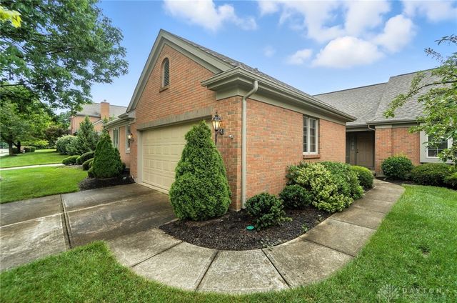 2308 Vienna Parkway, Miami Twp, OH 45459
